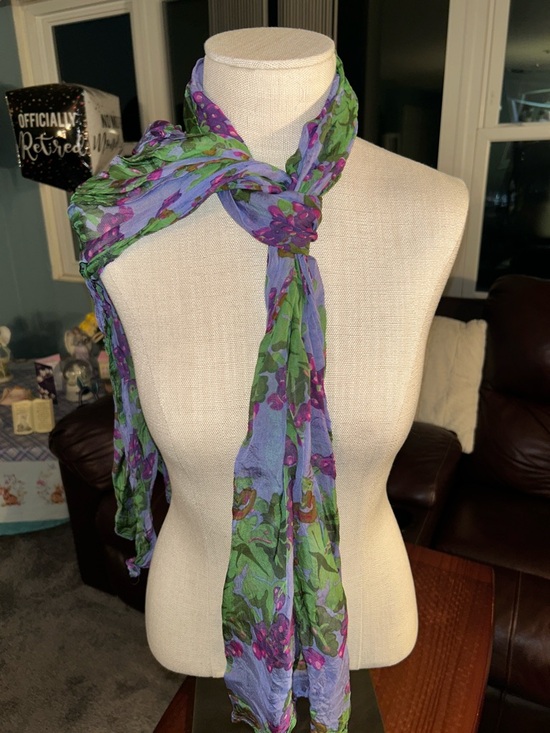 NONE Accessories - Lightweight Floral Scarf in Lavender and Green